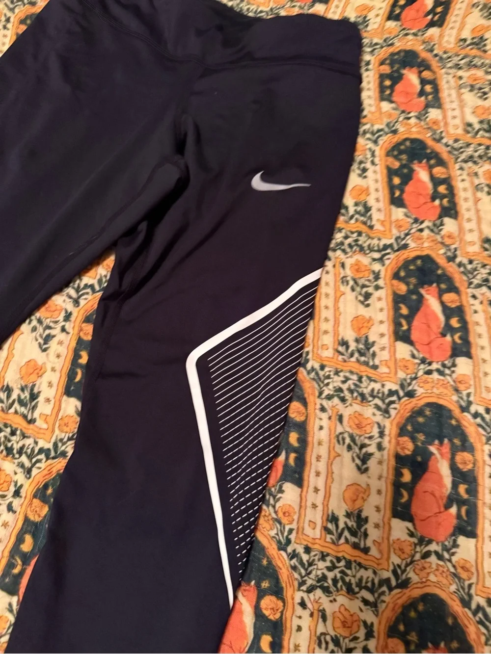 Nike Black Leggings with White Chevron and Stripe Panels